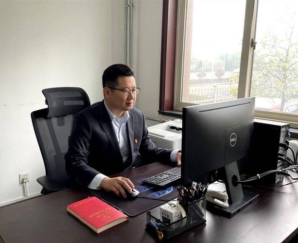 执行总裁是什么职位 企业决策层的重要成员详解