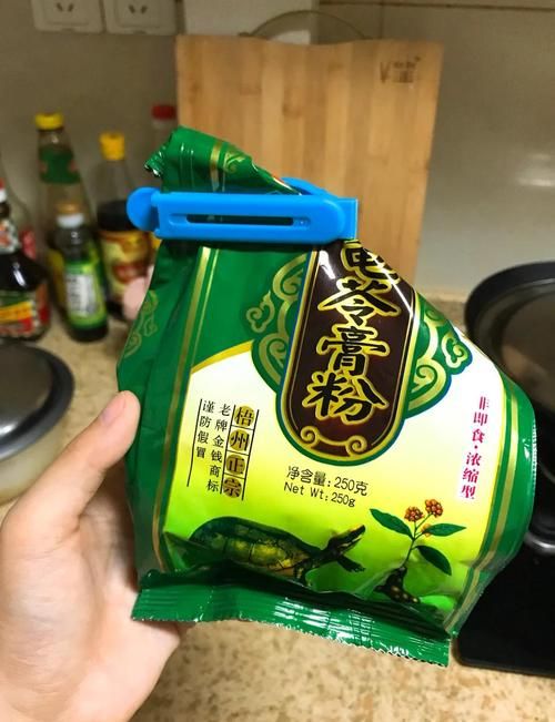龟苓膏真的有乌龟吗 带你了解它的制作过程