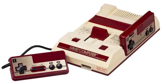 1985年光荣就发布了《三国志1》，当年玩过这款游戏的是真正土豪