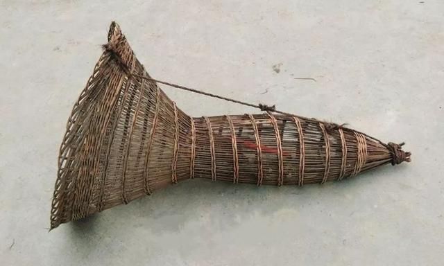 三国群英传中的鱼丽阵是古代常用的鱼鳞阵吗?它们有何不同之处