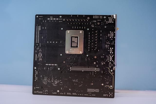 13代游戏中高端主板推荐:技嘉B760M电竞雕WiFi