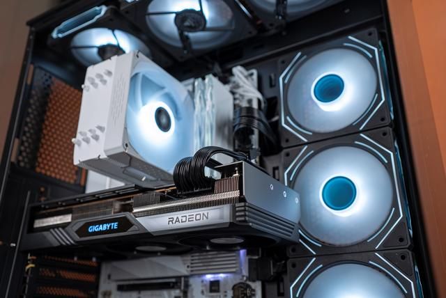 4K游戏性价比之选:技嘉RX 7900 GRE魔鹰16G评测