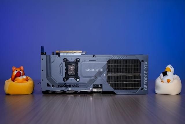 AM5平台性价比新标杆:技嘉B850M电竞雕驯服9950X