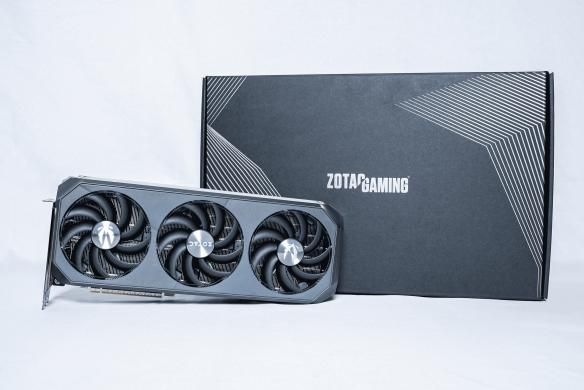 DLSS4新旗舰：索泰RTX5080 AMP EXTREME INFINITY评测