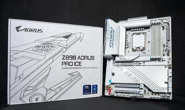 Z890 AORUS PRO ICE：与酷睿Ultra 9共舞的高性能平台