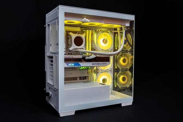 Zen5新伴侣:技嘉B850M AORUS ELITE WIFI6E ICE评测