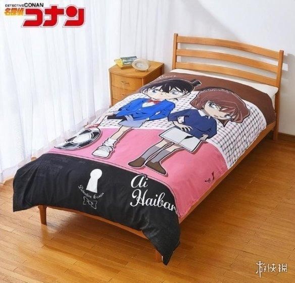 《柯南》作者带头磕CP，却被粉丝们喷上了热搜