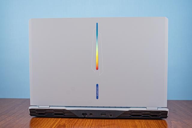 光影未来：七彩虹隐星P15 2024游戏本评测