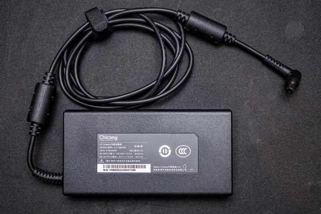 光影未来：七彩虹隐星P15 2024游戏本评测