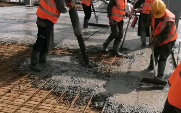 创造新“土木圣经”的大猛子，正被观众“网暴”