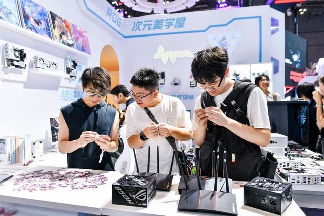 华硕主板BW2024竞无止境 大放异彩