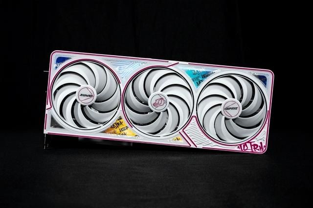 嘻哈新风格! iGame RTX 5070 Ti Ultra显卡评测