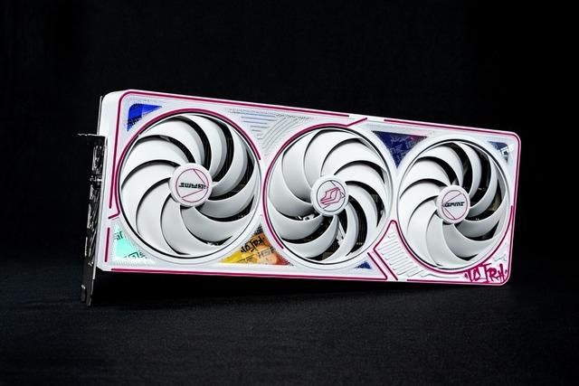 嘻哈新风格! iGame RTX 5070 Ti Ultra显卡评测