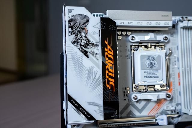 国潮与科技的碰撞!技嘉雕妹B850M ICE-P测评