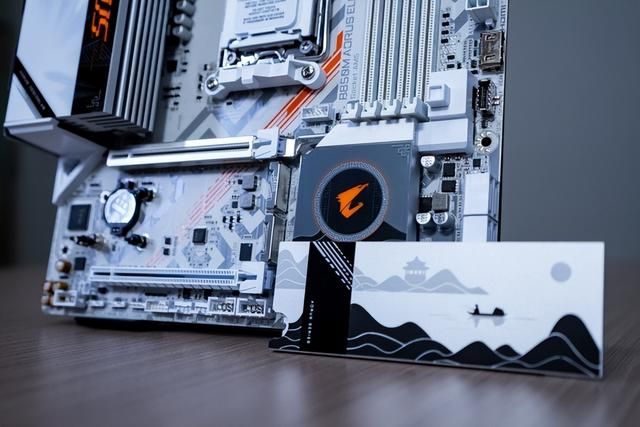 国潮与科技的碰撞!技嘉雕妹B850M ICE-P测评