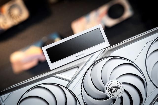 圣洁之白！iGame GeForce RTX 5090 D Vulcan W白火神开售