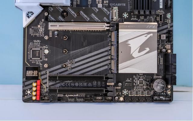 备战《星空》，雪雕&小雕Z790主板助你打造顶级主机