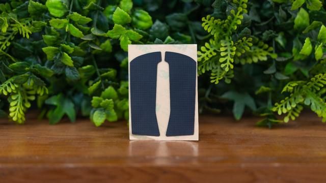 大手型、无线充、160小时超长续航：雷柏V200W鼠标评测