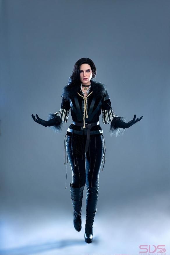 就差独角兽了！《巫师3》真人大小叶奈法玩偶公开！