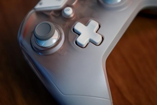 幻兽帕鲁持续火热，北通斯巴达3爆款手柄助力游戏体验