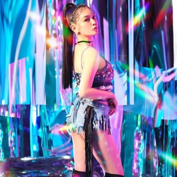 当7年onlyfans博主后，37岁退役AV女优转行女团偶像