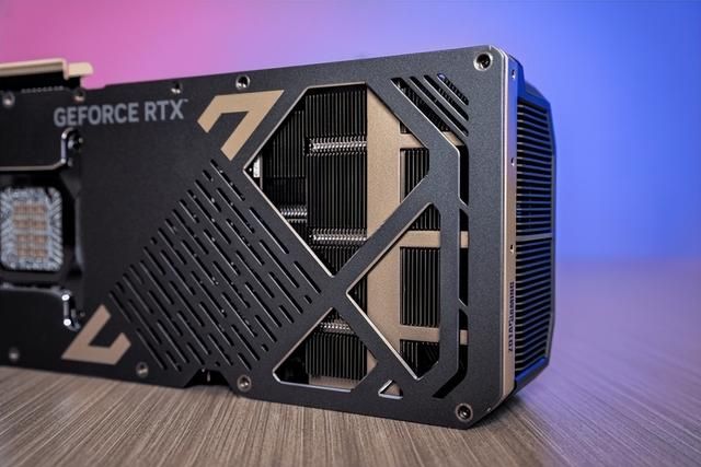 当下旗舰的最优选：索泰 RTX 5090 D v2 SOLID评测
