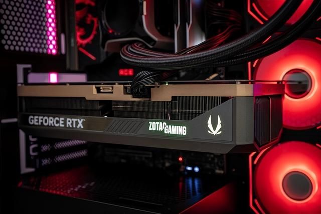 当下旗舰的最优选：索泰 RTX 5090 D v2 SOLID评测