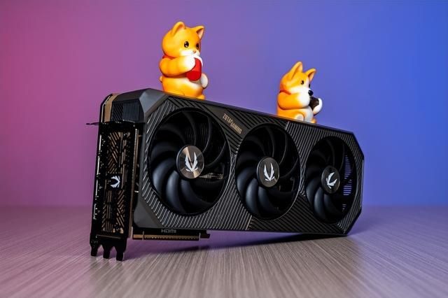 当下旗舰的最优选：索泰 RTX 5090 D v2 SOLID评测