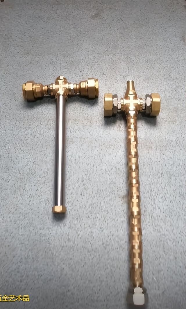 手搓“五金圣剑”？工地钢管被老哥们给玩出花了……