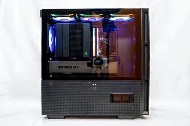 旗舰主板如何塑造次世代体验:MEG Z890 ACE战神评测