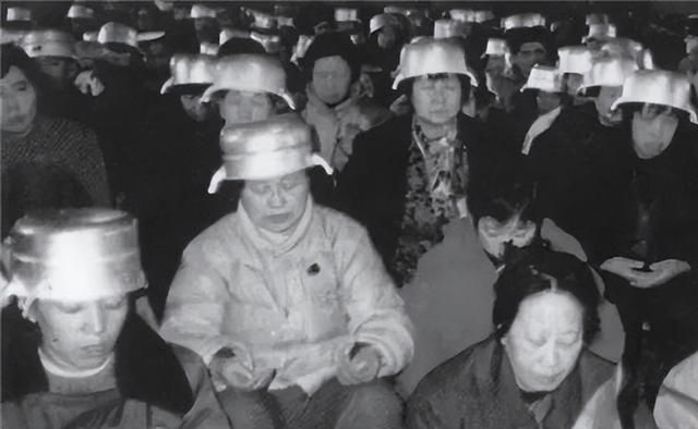 没想到《烟火》之后，《三伏》再一次让我眼前一亮