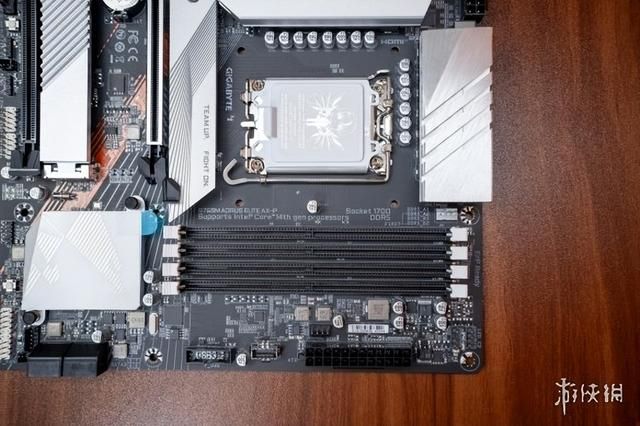 海景房小钢炮之友！技嘉B760M新雕妹2.0主板评测