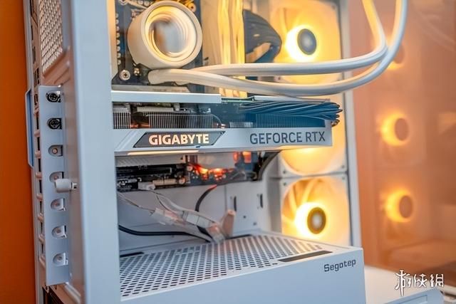 海景房小钢炮之友！技嘉B760M新雕妹2.0主板评测