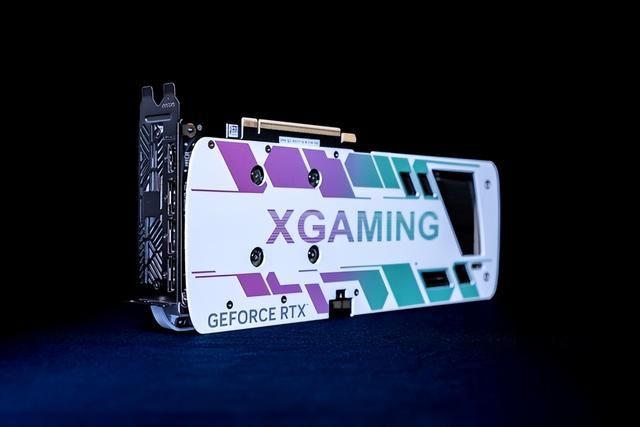 涂鸦之下藏猛兽!索泰 RTX 5060 Ti XGAMING OC 评测