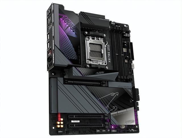 生产利器:技嘉X870E AORUS MASTER与9950X3D完美结合