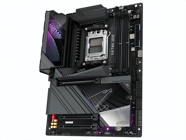 生产利器:技嘉X870E AORUS MASTER与9950X3D完美结合