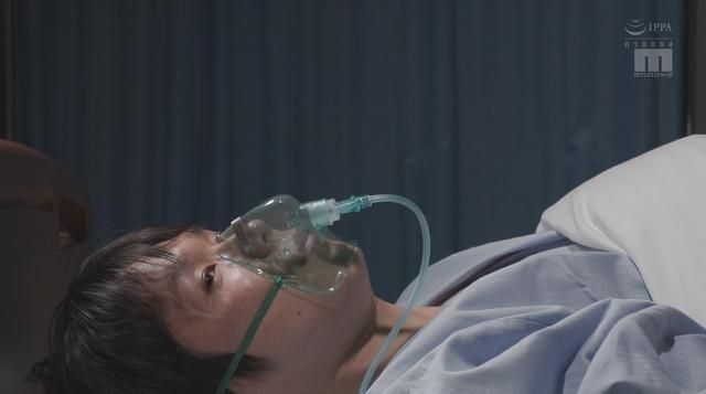 用岛国小电影制作的流行歌MV，展示着成人片导演最深沉的浪漫