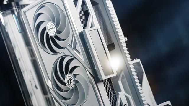 白火信仰!七彩虹iGame RTX 5080 Vulcan W上市,售价12999元