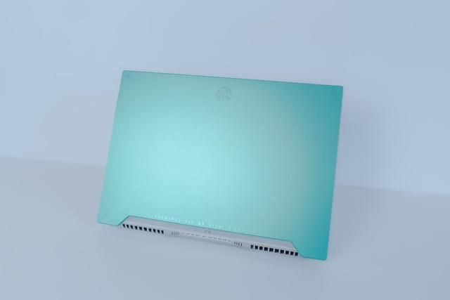 神卡加持，电玩女神天选姬重装上阵！天选4 4060版评测