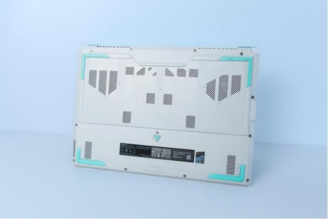 神卡加持，电玩女神天选姬重装上阵！天选4 4060版评测