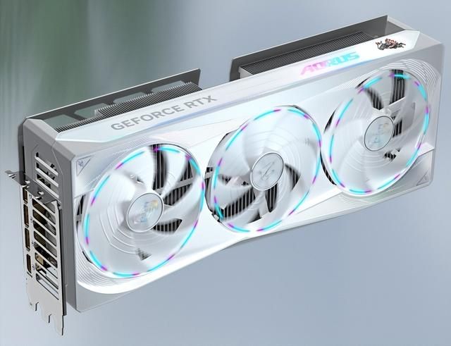 纯白旗舰新标杆!技嘉X870E X3D电竞冰雕主板性能首测