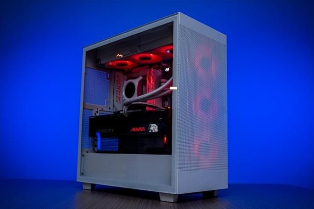 纯白旗舰新标杆!技嘉X870E X3D电竞冰雕主板性能首测