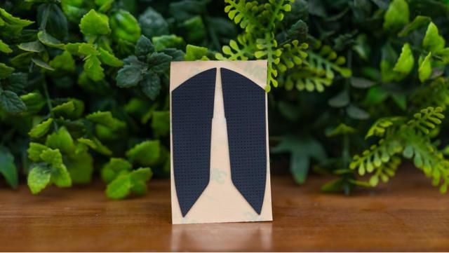 经典复刻，160H无线续航！中手型游戏鼠标雷柏V20W评测