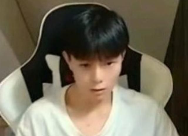 结扎纹身跪舔富婆?国服第一盲僧这波行为属实逆天