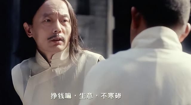 自我开盒的大码皮套人,因为太胖成了喷子口中的“怪物”