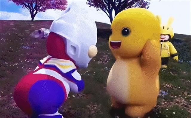 这个春节最潮流的事,是和奥特曼星搭子一起舞龙