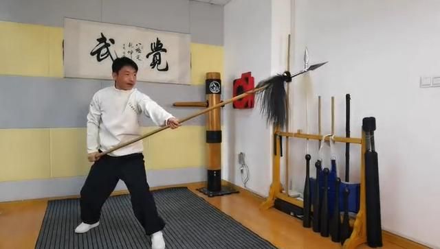 金庸诞辰100周年:来聊聊“传统武侠”