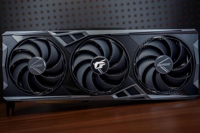 顶级答卷:iGame RTX 4070 SUPER Vulcan OC显卡评测