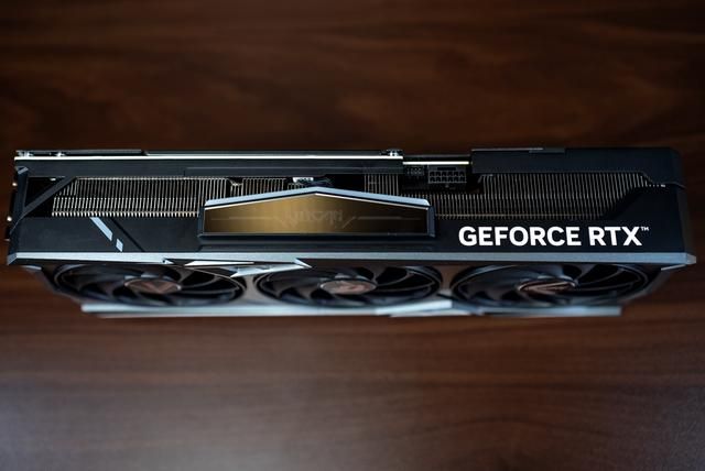 顶级答卷:iGame RTX 4070 SUPER Vulcan OC显卡评测