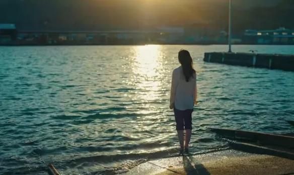 风俗店头牌小姐的退役日常,被网飞拍出来了